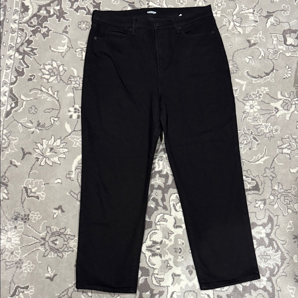 Old Navy Women's Black Ankle Jeans